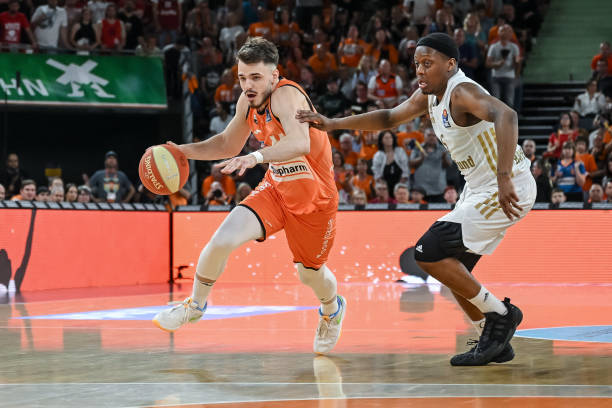 这简单的一 这简单的一