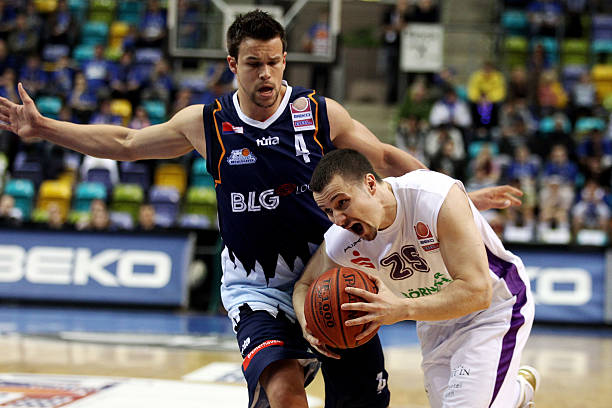 战术变化和 战术变化和