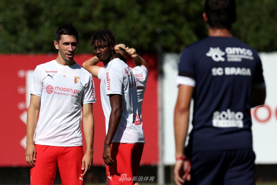 在姆巴佩蜡 在姆巴佩蜡